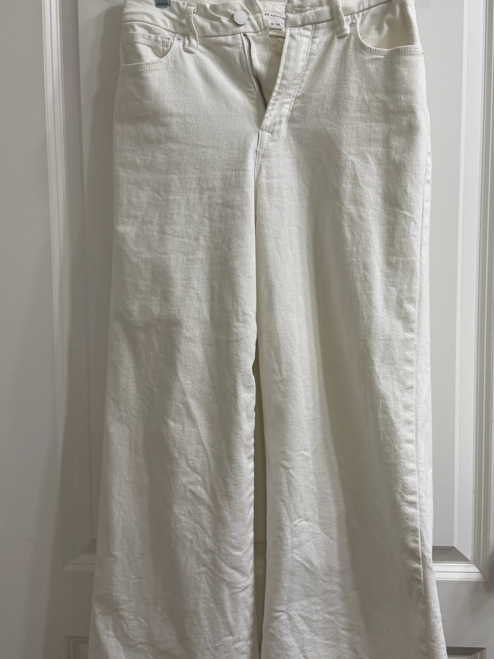 Good American Cream-White Wide Leg Palazzo Crop jeans